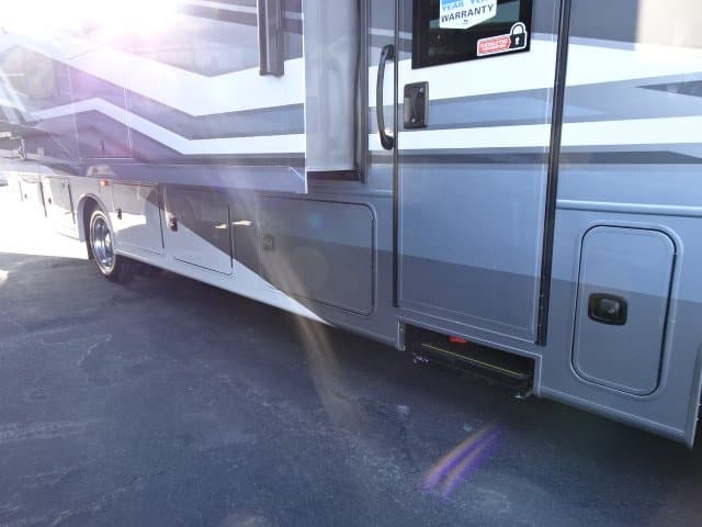 2026 Jayco 2026 Jayco Precept - thumbnail 3