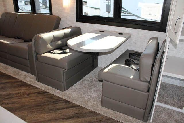 2025 Jayco 2025 Jayco Seneca - thumbnail 28