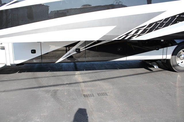 2025 Jayco 2025 Jayco Seneca - thumbnail 10