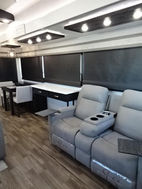 2025 Jayco 2025 Jayco North Point - thumbnail 20