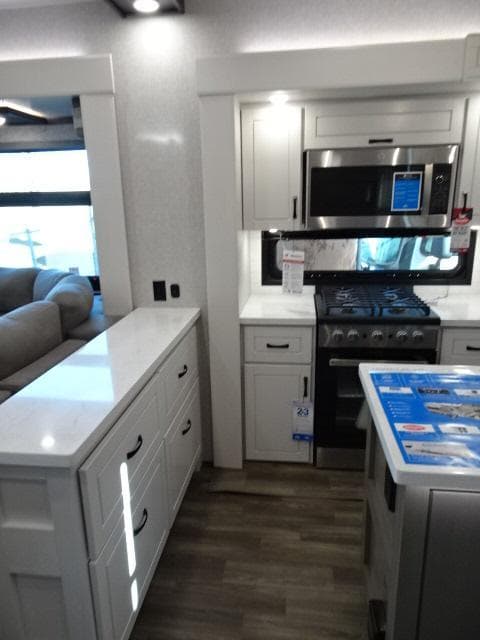 2025 Jayco 2025 Jayco North Point - thumbnail 25