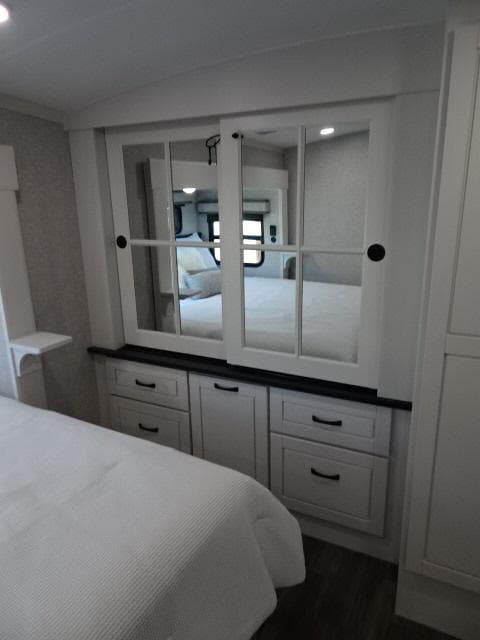 2025 Jayco 2025 Jayco North Point - thumbnail 47