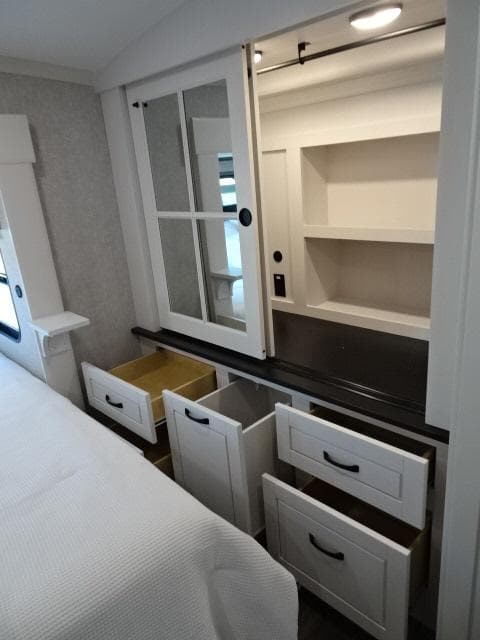 2025 Jayco 2025 Jayco North Point - thumbnail 48