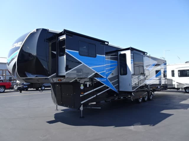 2022 Heartland 2022 Heartland Cyclone - thumbnail 12