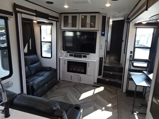 2022 Heartland 2022 Heartland Cyclone - thumbnail 15