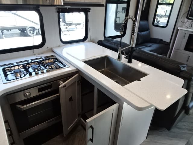 2022 Heartland 2022 Heartland Cyclone - thumbnail 38