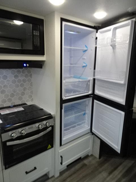 2025 Jayco 2025 Jayco Jay Feather - thumbnail 28