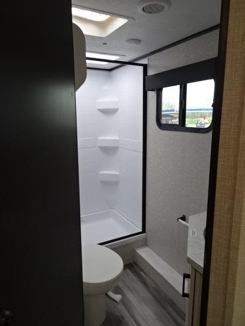 2025 Jayco 2025 Jayco Jay Feather - thumbnail 34