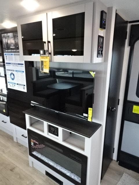 2026 Jayco 2026 Jayco Jay Feather - thumbnail 24