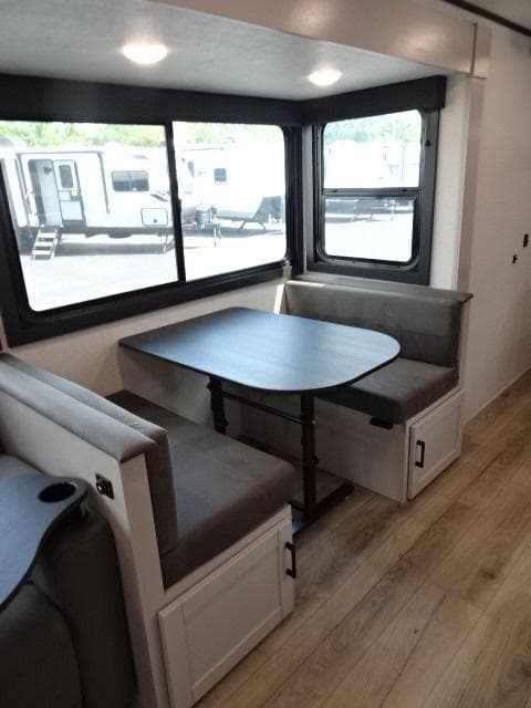 2026 Jayco 2026 Jayco Jay Feather - thumbnail 29