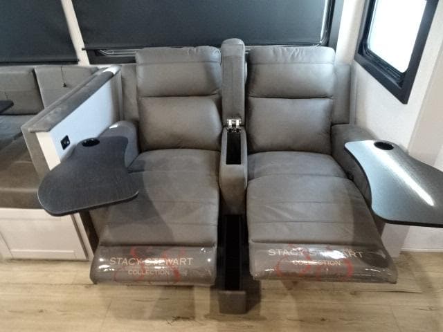 2026 Jayco 2026 Jayco Jay Feather - thumbnail 25