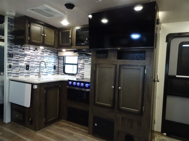 2019 Heartland 2019 Heartland Wilderness - thumbnail 10