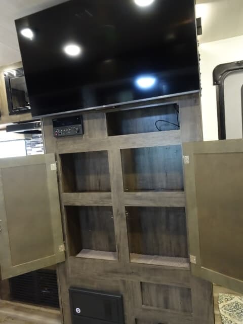 2019 Heartland 2019 Heartland Wilderness - thumbnail 12