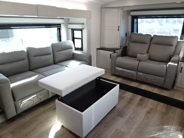 2026 Jayco 2026 Jayco North Point - thumbnail 36