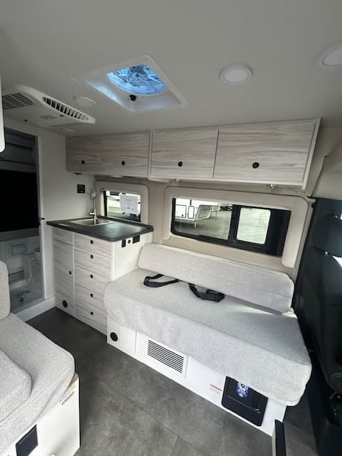 2026 Jayco 2026 Jayco Comet - thumbnail 16