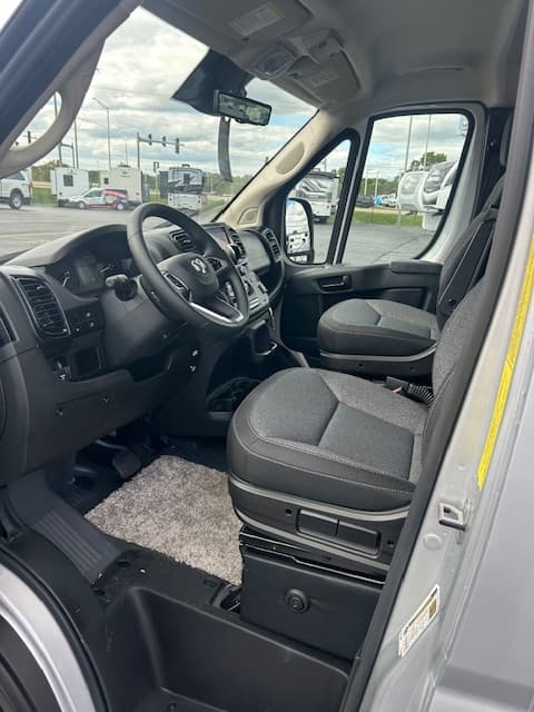 2026 Jayco 2026 Jayco Comet - thumbnail 9