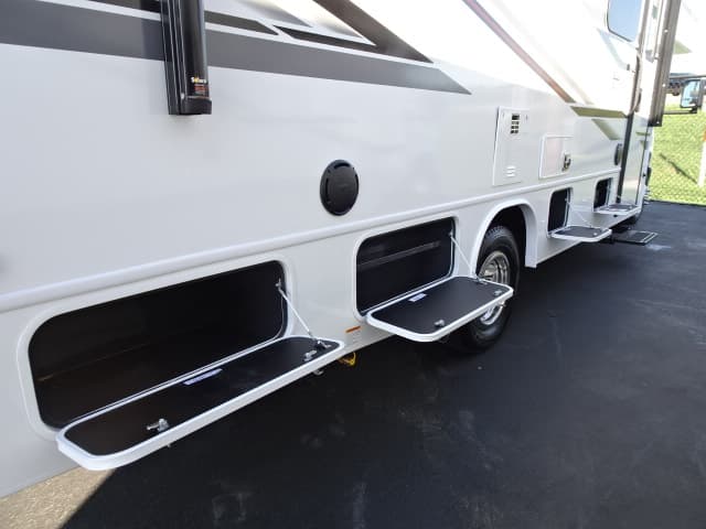 2026 Jayco 2026 Jayco Redhawk - thumbnail 4