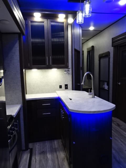 2018 Cherokee 2018 Cherokee Arctic Wolf - thumbnail 30