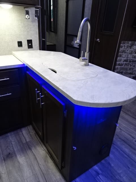 2018 Cherokee 2018 Cherokee Arctic Wolf - thumbnail 34