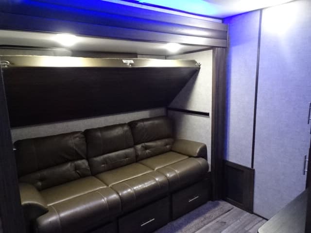 2018 Cherokee 2018 Cherokee Arctic Wolf - thumbnail 38