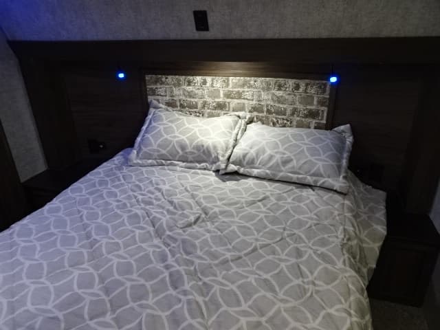 2018 Cherokee 2018 Cherokee Arctic Wolf - thumbnail 54