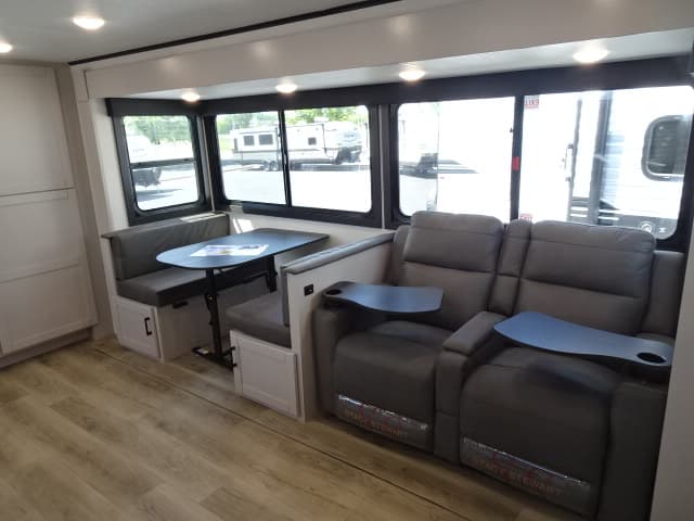 2026 Jayco 2026 Jayco Jay Feather - thumbnail 12