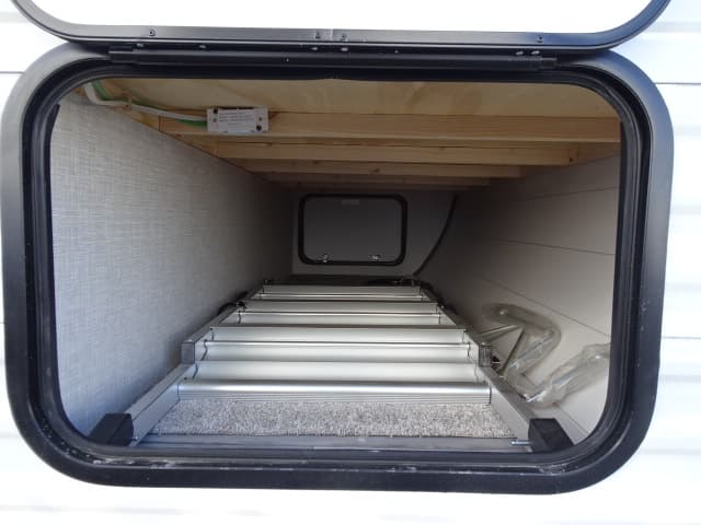 2026 Jayco 2026 Jayco Jay Flight Slx Toy Hauler - thumbnail 4