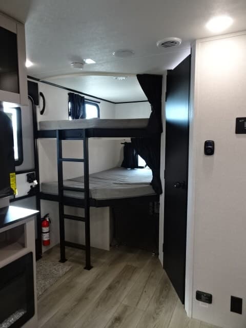 2026 Jayco 2026 Jayco Jay Feather - thumbnail 36