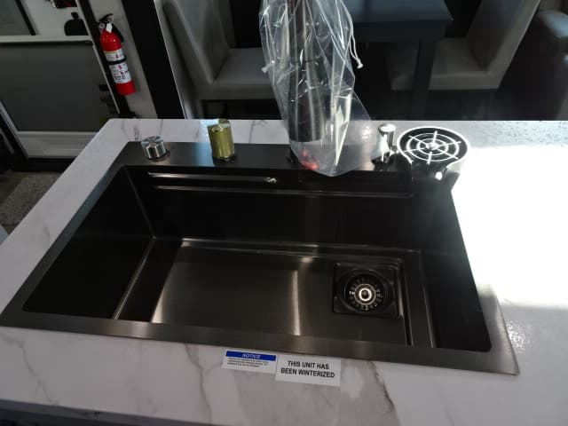 2026 Jayco 2026 Jayco Seismic Toy Hauler - thumbnail 27