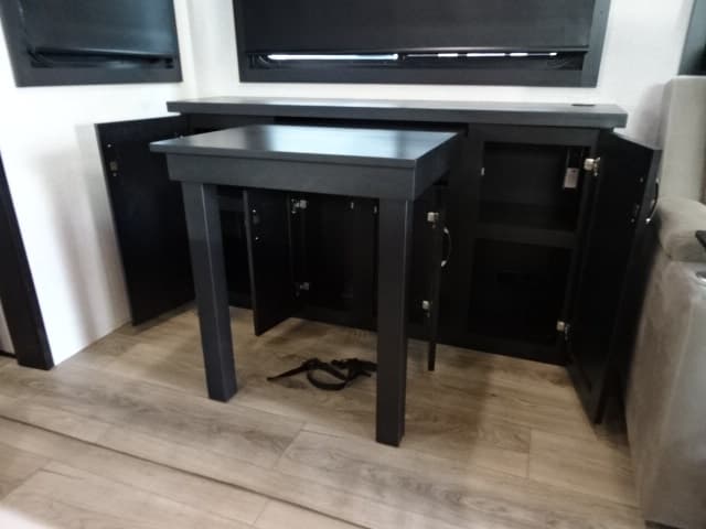 2026 Jayco 2026 Jayco Seismic Toy Hauler - thumbnail 31