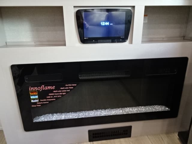 2026 Jayco 2026 Jayco Seismic Toy Hauler - thumbnail 38