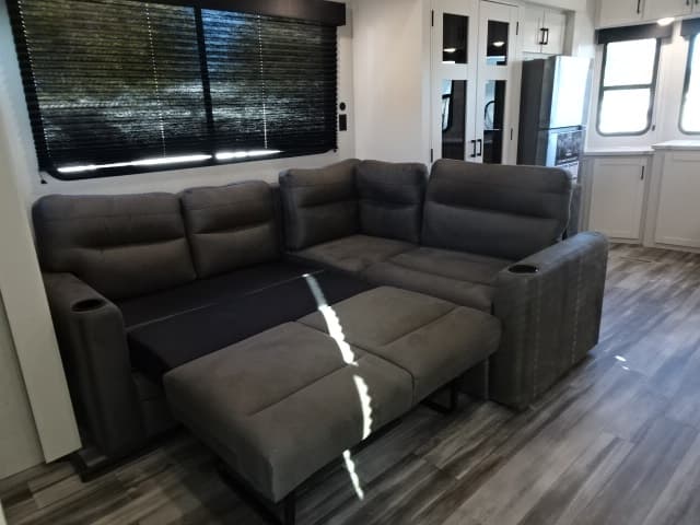 2026 Jayco 2026 Jayco Jay Flight Bungalow - thumbnail 13