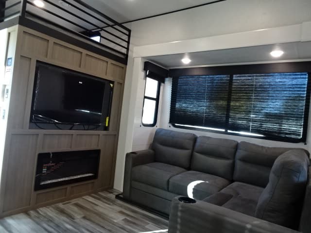 2026 Jayco 2026 Jayco Jay Flight Bungalow - thumbnail 9