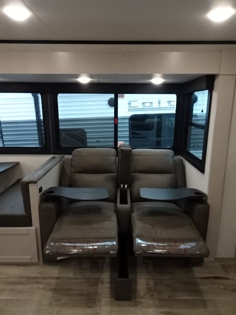 2026 Jayco 2026 Jayco Jay Feather - thumbnail 36