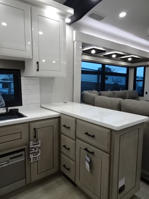 2026 Jayco 2026 Jayco Pinnacle - thumbnail 23