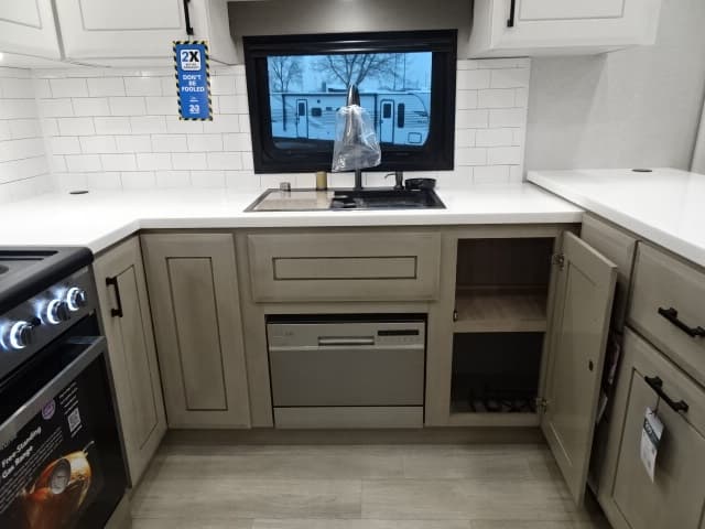 2026 Jayco 2026 Jayco Pinnacle - thumbnail 28