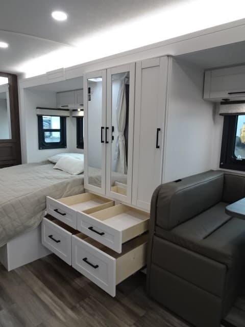 2026 Jayco 2026 Jayco Redhawk - thumbnail 23