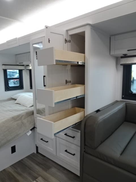 2026 Jayco 2026 Jayco Redhawk - thumbnail 25