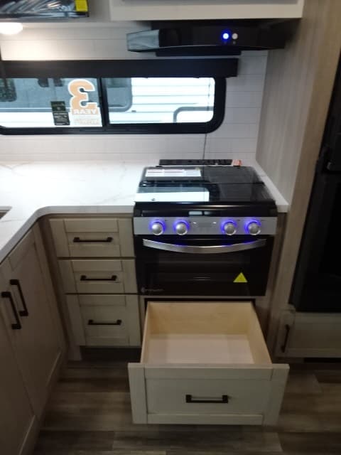 2026 Highland Ridge 2026 Highland Ridge Range Lite - thumbnail 24